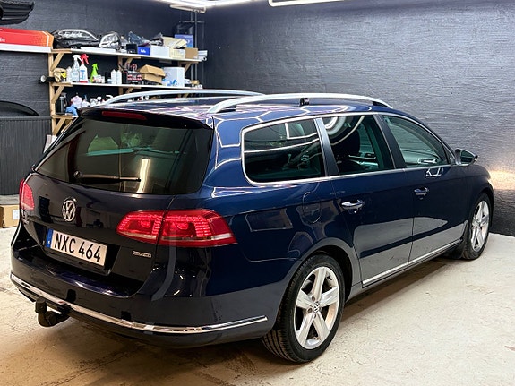Volkswagen Passat 9 of 27