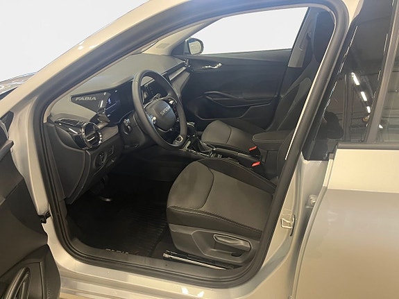 Skoda Fabia 9 of 15