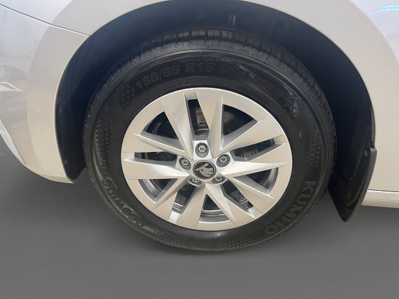Skoda Fabia 14 of 15