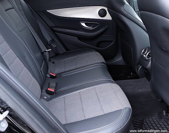 Mercedes-Benz E220 d 8 of 21