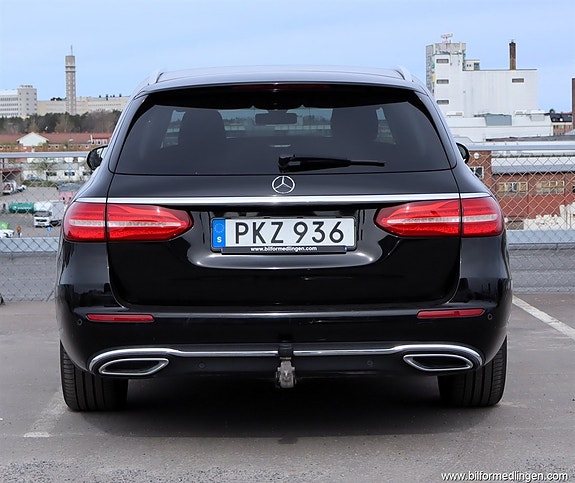 Mercedes-Benz E220 d 18 of 21