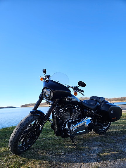 Harley-Davidson SPORT GLIDE 2 of 4