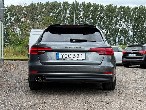 Audi A4 4 of 5