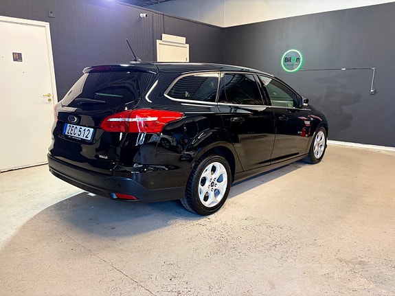 Ford Focus 4 of 5