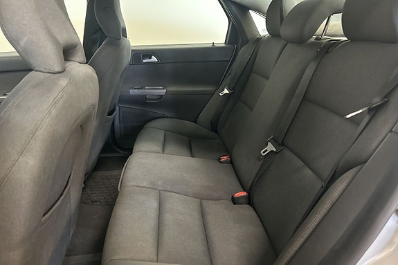 Volvo S40 12 of 18