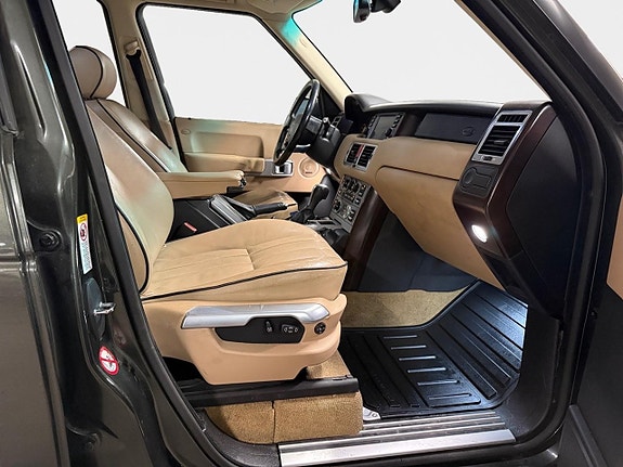 Land Rover Range Rover 12 of 14
