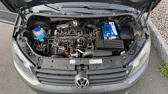 Volkswagen Caddy Maxi 26 of 30