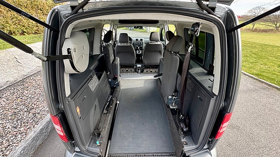 Volkswagen Caddy Maxi 15 of 30