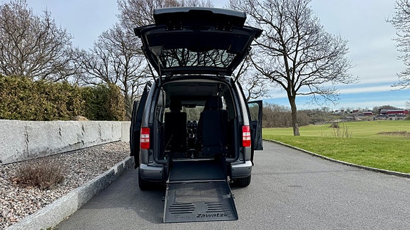 Volkswagen Caddy Maxi 14 of 30