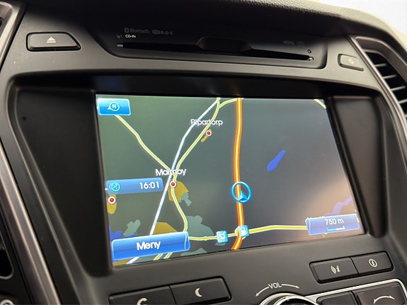 Hyundai Santa Fe 19 of 27