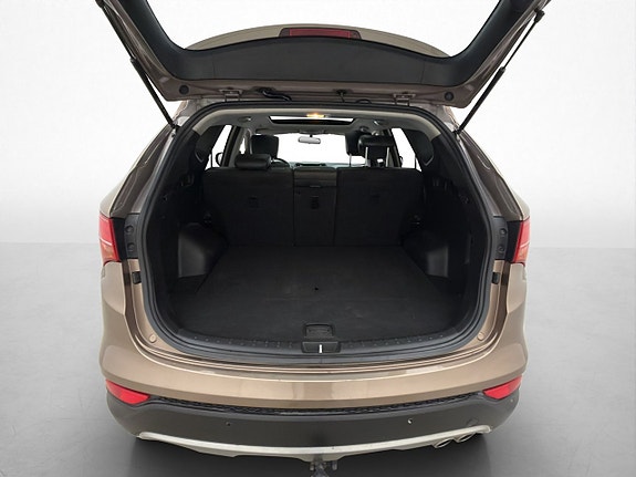 Hyundai Santa Fe 26 of 27