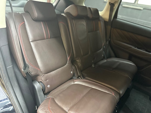 Mitsubishi Outlander 14 of 23
