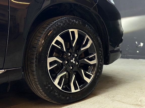 Mitsubishi Outlander 11 of 23
