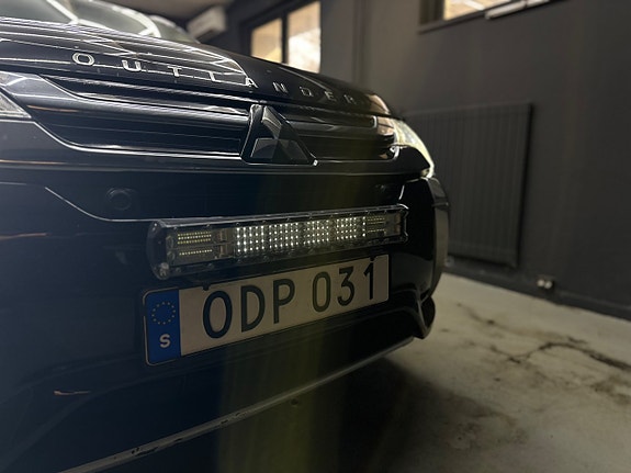 Mitsubishi Outlander 9 of 23