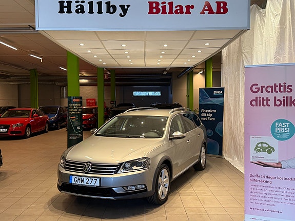Volkswagen Passat Alltrack 2 of 5