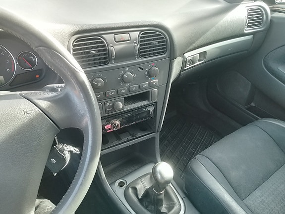 Volvo V40 9 of 9