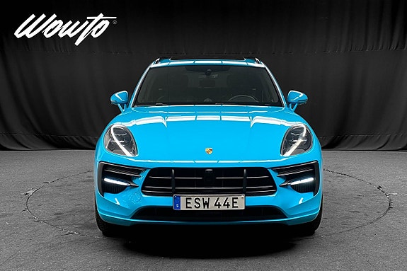 Porsche Macan GTS 2 of 5