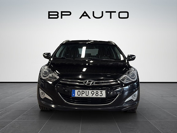 Hyundai i40 2 of 5