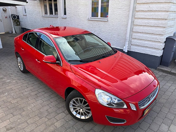 Volvo S60 5 of 25