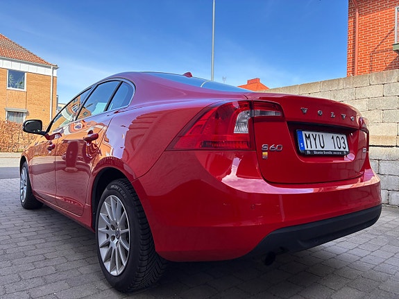 Volvo S60 9 of 25