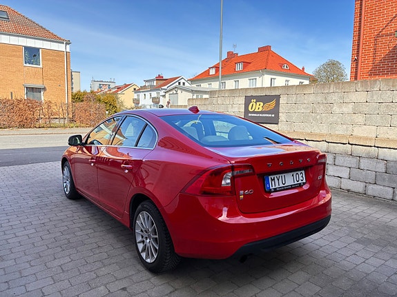 Volvo S60 8 of 25