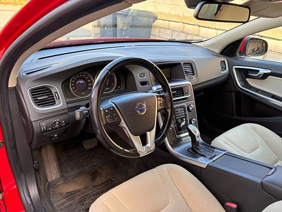Volvo S60 18 of 25