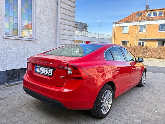 Volvo S60 10 of 25