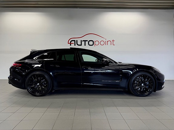 Porsche Panamera 4 11 of 24