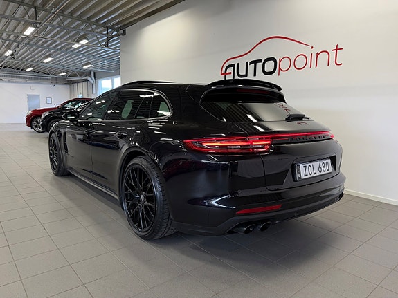 Porsche Panamera 4 4 of 24
