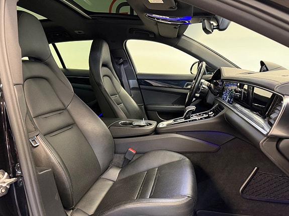 Porsche Panamera 4 15 of 24