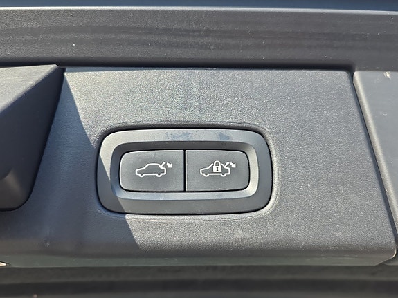 Volvo V90 Cross Country 17 of 18