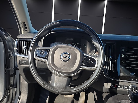 Volvo V90 Cross Country 10 of 18