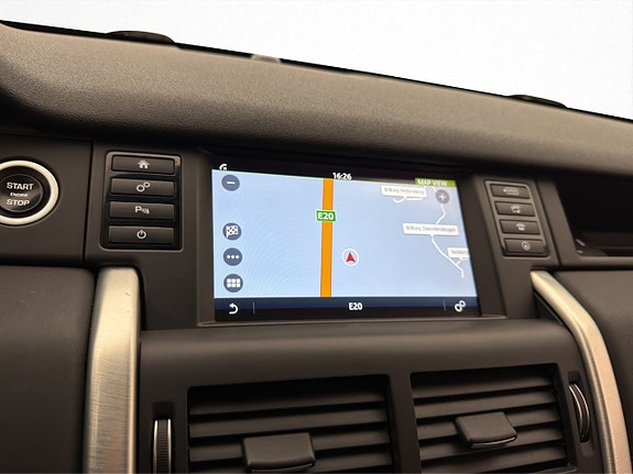 Land Rover Discovery Sport 17 of 28