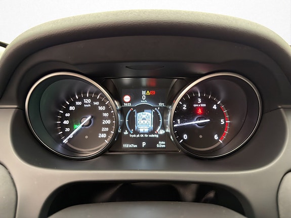 Land Rover Discovery Sport 16 of 28