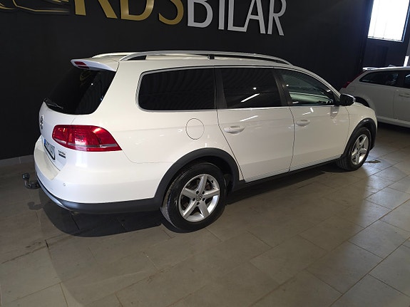 Volkswagen Passat Alltrack 5 of 5