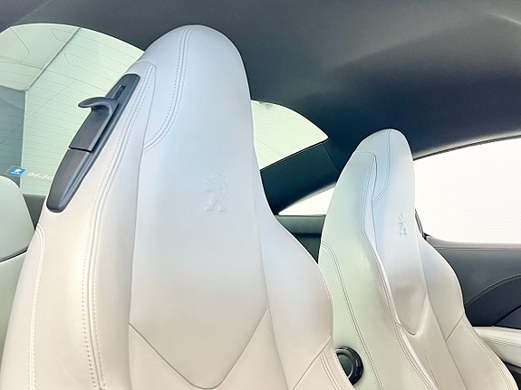 Peugeot RCZ 8 of 16