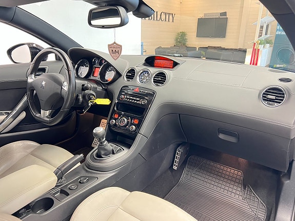 Peugeot RCZ 9 of 16
