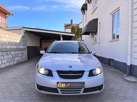 Saab 9-5 7 of 28