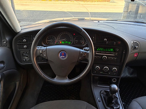 Saab 9-5 19 of 28