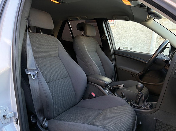 Saab 9-5 25 of 28