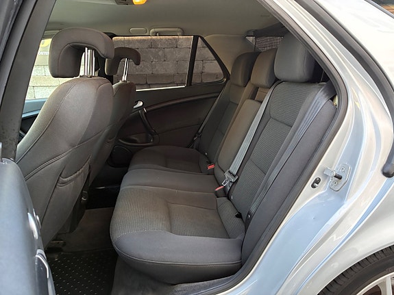 Saab 9-5 27 of 28