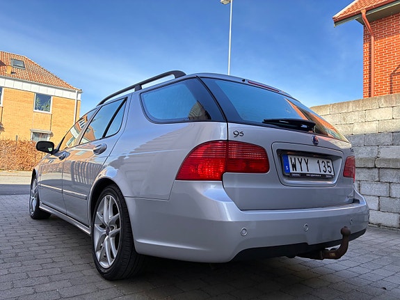 Saab 9-5 12 of 28