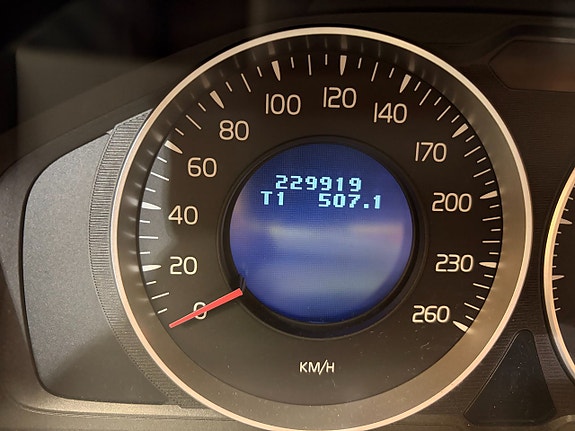 Volvo V60 22 of 24