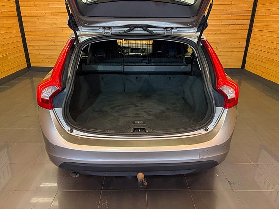 Volvo V60 10 of 24