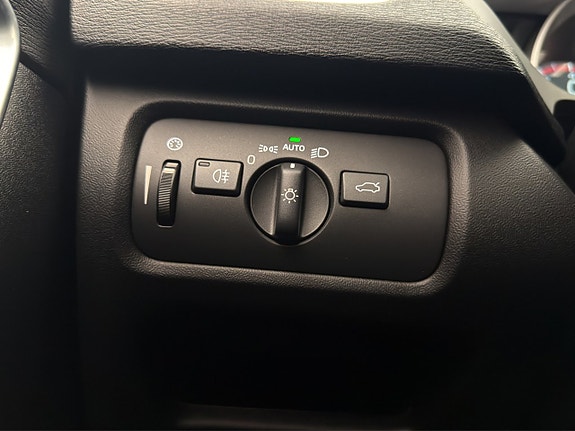 Volvo V40 16 of 18