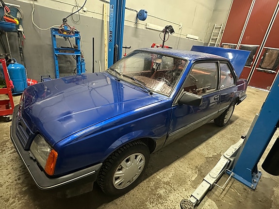 Opel Ascona 5 of 5