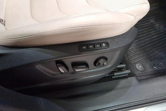 Skoda Kodiaq 4 of 8