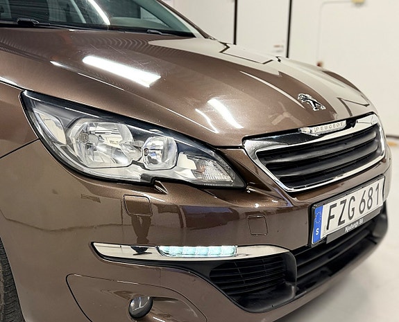 Peugeot 308 SW 3 of 17