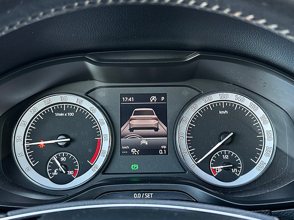 Skoda Karoq 14 of 16