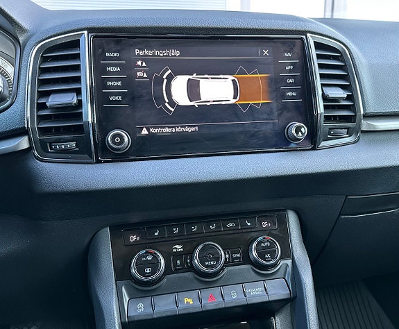 Skoda Karoq 12 of 16